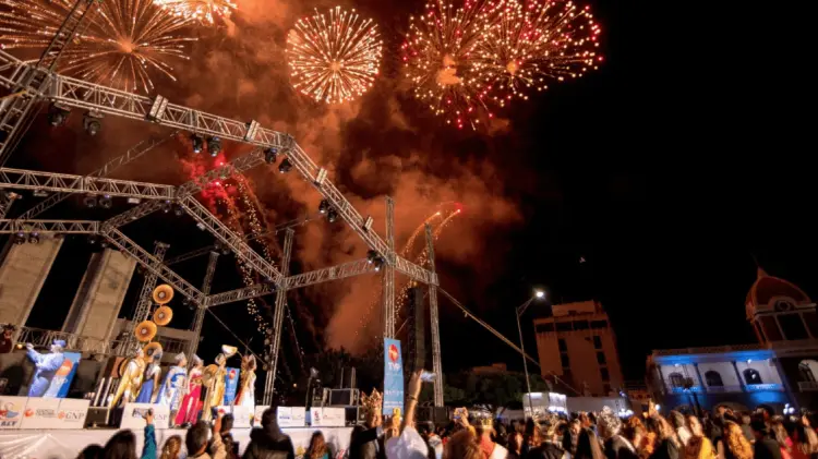 Los asistentes solo pagarán su consumo en el Carnaval de Guaymas 2023. (Foto: Cortesía)