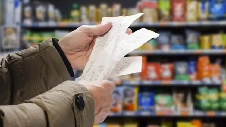 La primera quincena de agosto cerró con una disminución de 0.03% en precios al consumidor. (Especial)