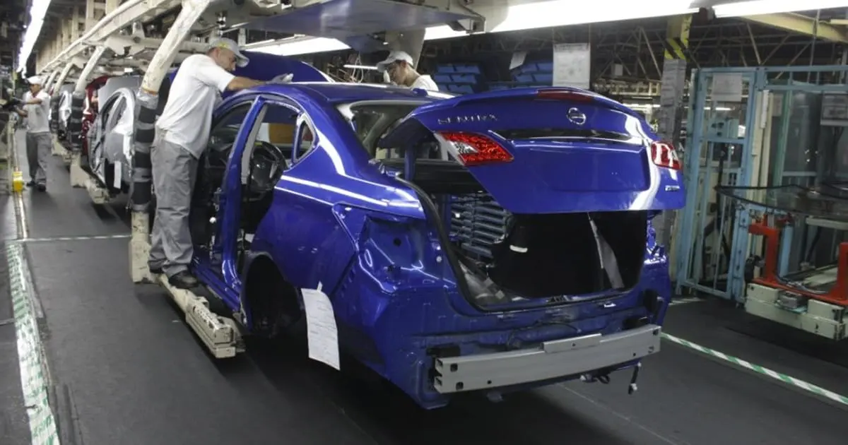 Producción de autos repunta 17% en abril