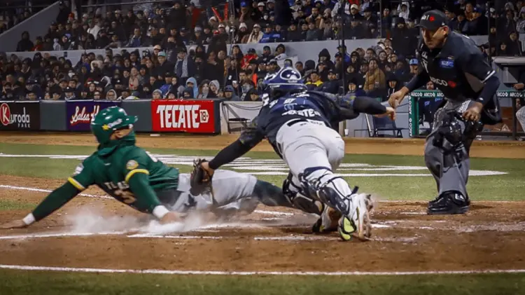 Los Mochis se llevó el juego 4 con pizarra 4-1 en el estadio Francisco Carranza Limón. (Foto: Cortesía)
