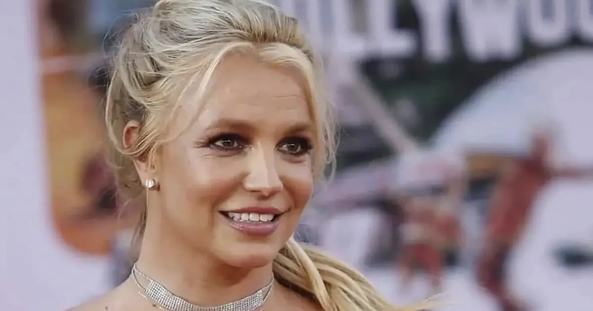Britney Spears arremete contra sus fans