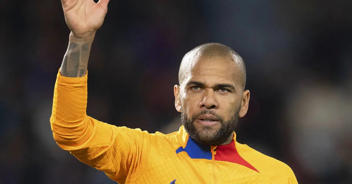 Dani Alves comparte celda con compañero brasileño