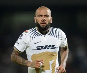 Dani Alves demandaría a Pumas tras ganar disputa en el TAS: fuentes