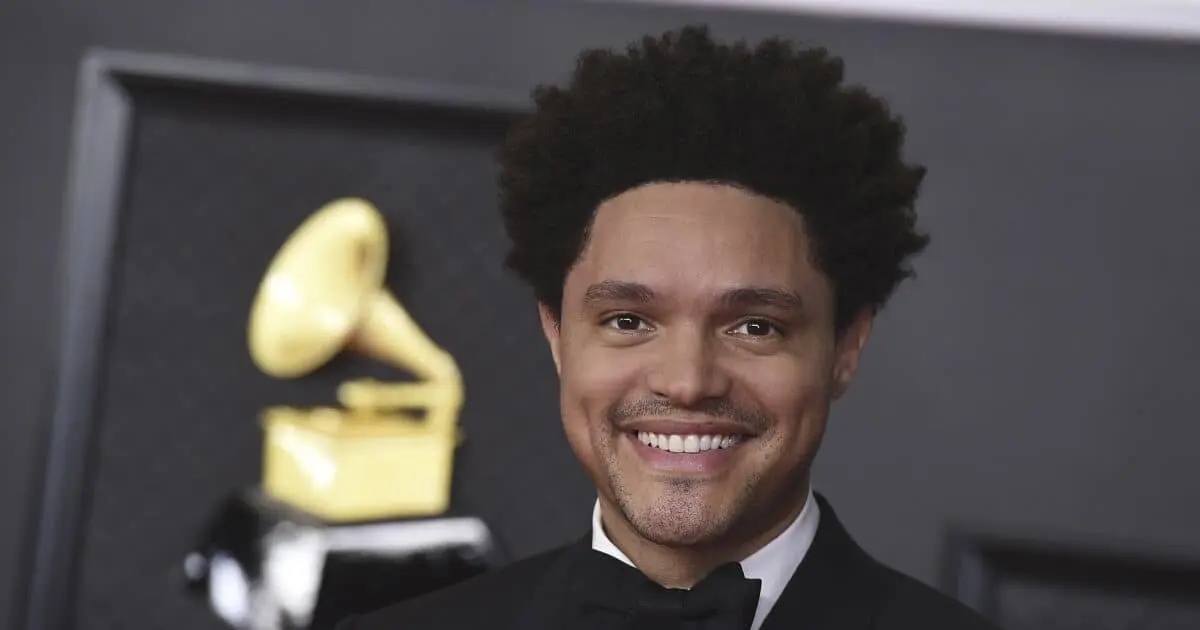 Trevor Noah presume en fotografías su paseo por la CDMX