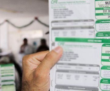 Alertan por fraudes en recibos de CFE
