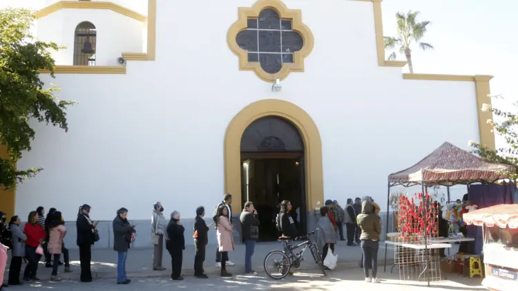 Los tamales son el principal objetivo de quienes asistieron a Villa de Seris. (Foto: Jesús Ballesteros/EXPRESO)