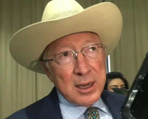 Incluir a México en lista de adversarios fue falta de respeto: Ken Salazar