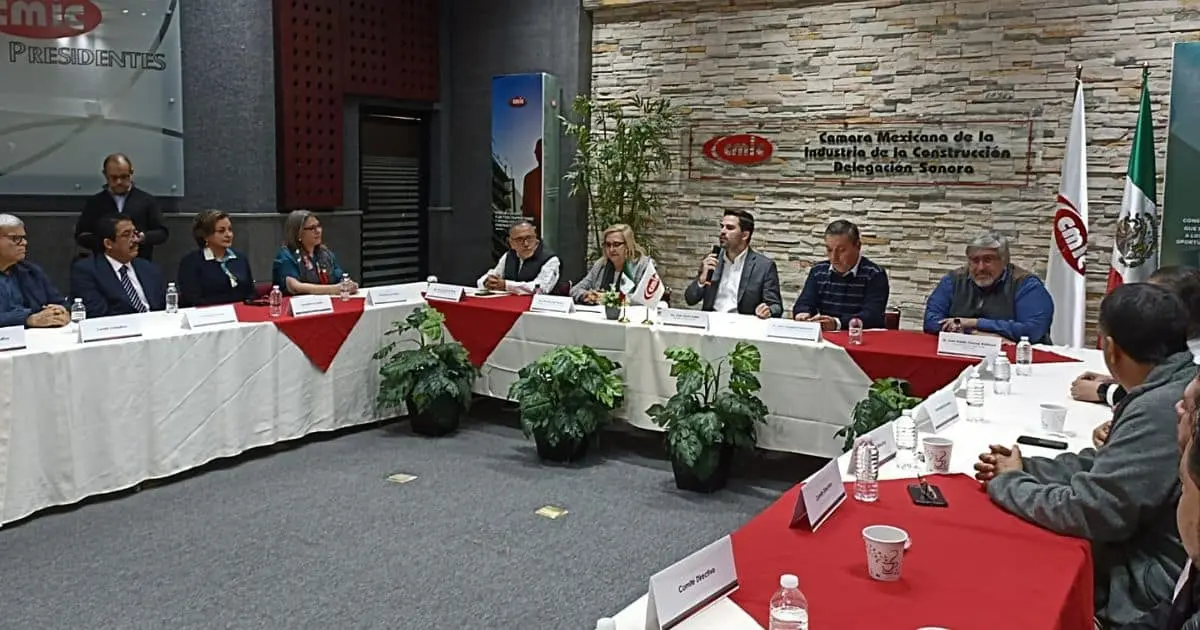 Unison y CMIC firman convenio para prácticas y servicio social