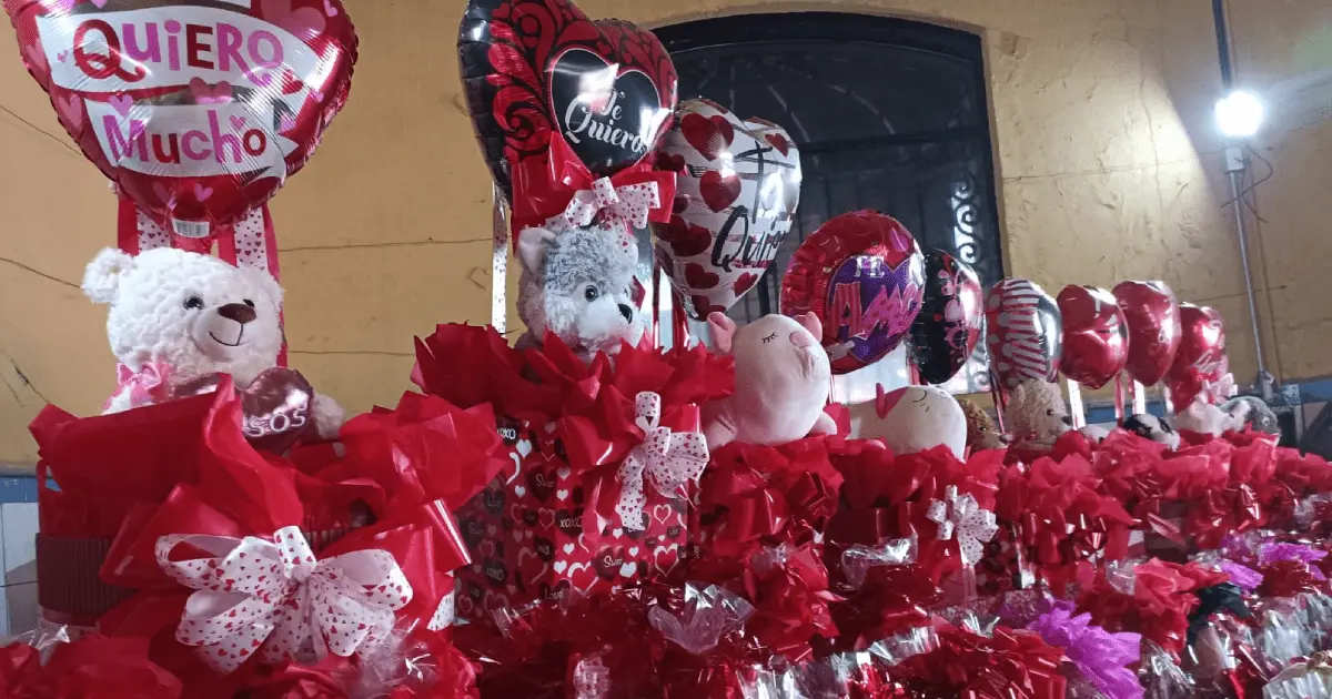 ¿Ya compraste tu regalo de San Valentín? Condusef da recomendaciones