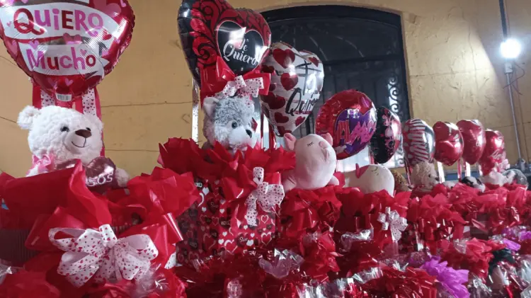 El 14 de Febrero es una de las fechas más esperadas del año por diferentes sectores (Foto: Germán Contreras/EXPRESO).