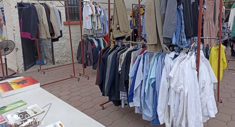 Realizan tradicional bazar en el seminario menor en Hermosillo