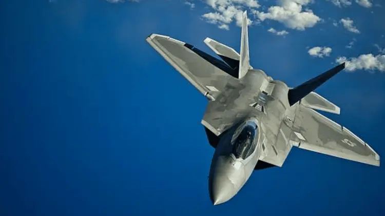Un F-22 estadounidense derribó el objeto volador. (Foto: Cortesía)