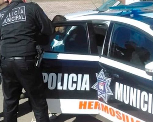 Caen dos ladrones de minisplit en Miguel Alemán