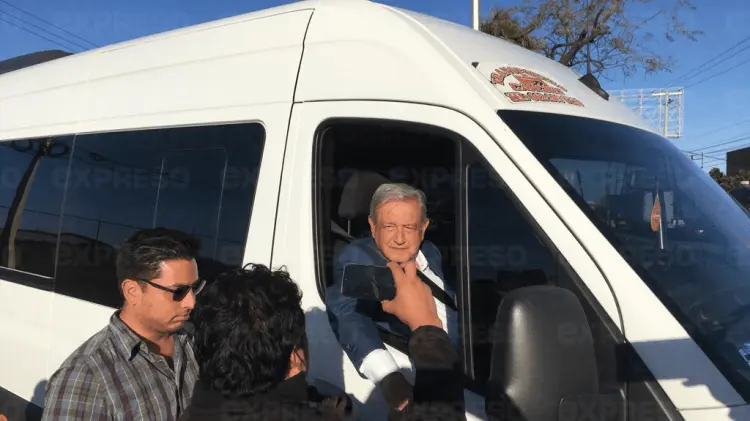 López Obrador arriba a Hermosillo para comenzar gira por Sonora
