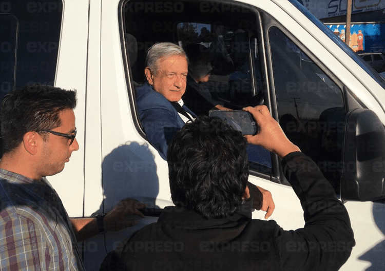 López Obrador arriba a Hermosillo para comenzar gira por Sonora