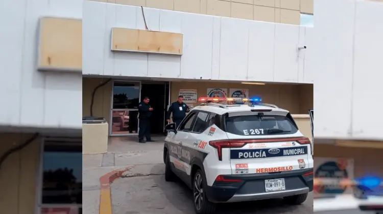 Policía Preventiva en hospital (Foto: Especial / EXPRESO)