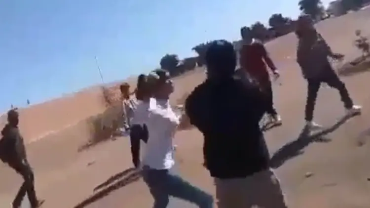 Las menores de edad fueron grabadas durante el altercado. (Foto: Captura de video / tomado de redes)