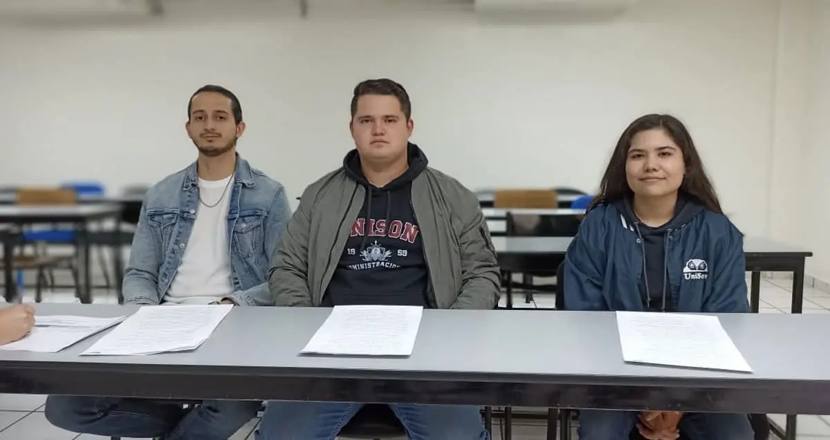 Alumnos de la Unison celebran entrada en vigor de reformas a Ley Orgánica