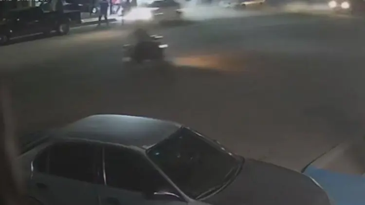 El accidente quedó captado por cámaras de seguridad (Foto: Especial/EXPRESO)