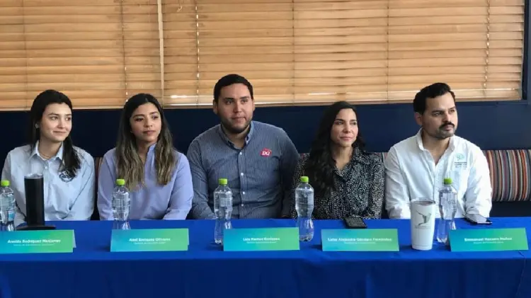 Conferencia de prensa Fundación Ganfer y Dairy Queen (Foto: Especial/EXPRESO)