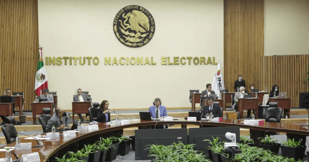 INE prepara controversia constitucional contra el Plan B electoral