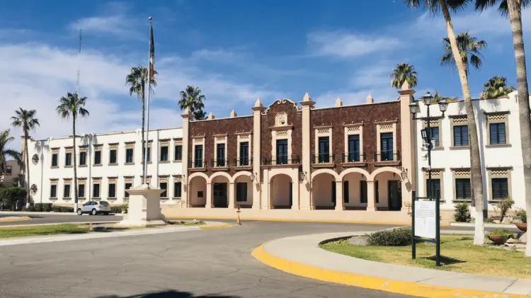 Este jueves miles de estudiantes regresaron a la Universidad de Sonora. (Foto: Archivo/EXPRESO)