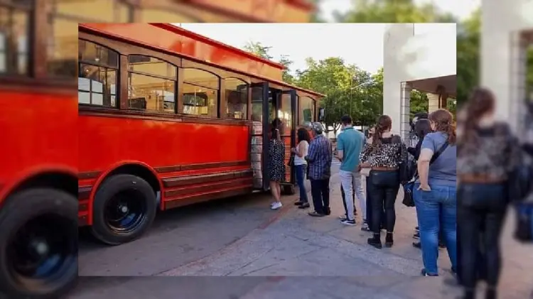 Los viajes salen desde la Plaza Zaragoza (Foto: Especial/EXPRESO)