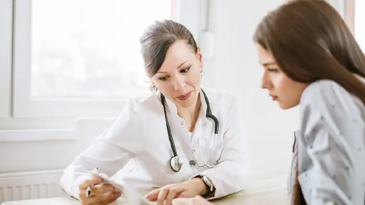 Las mujeres deben realizarse análisis clínicos una vez al año (Foto: Especial/EXPRESO)