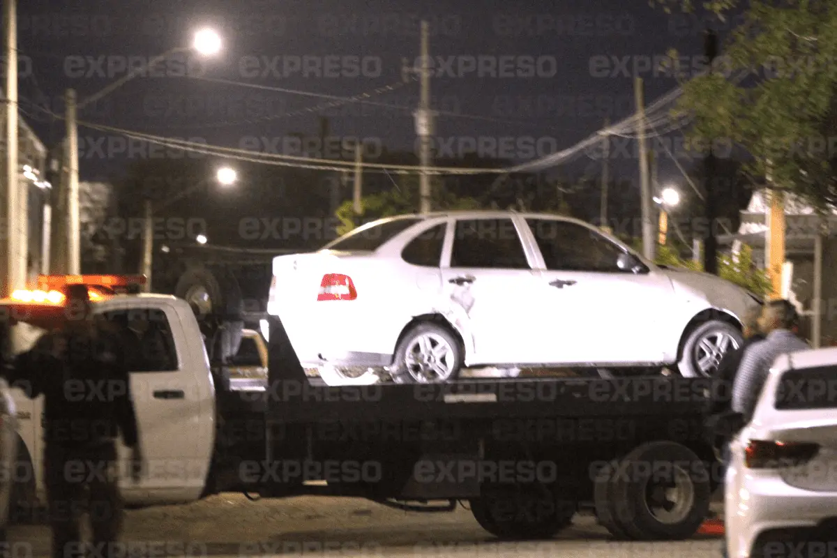 Hallan auto similar al que atropelló a 3 personas en Hermosillo