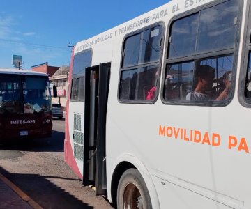 Alertan por vandalismo y agresiones a choferes de transporte público