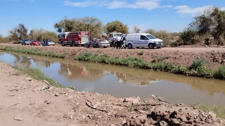 El accidente fue atendido por elementos de Bomberos de Navojoa. (Foto: John Castellón/EXPRESO)