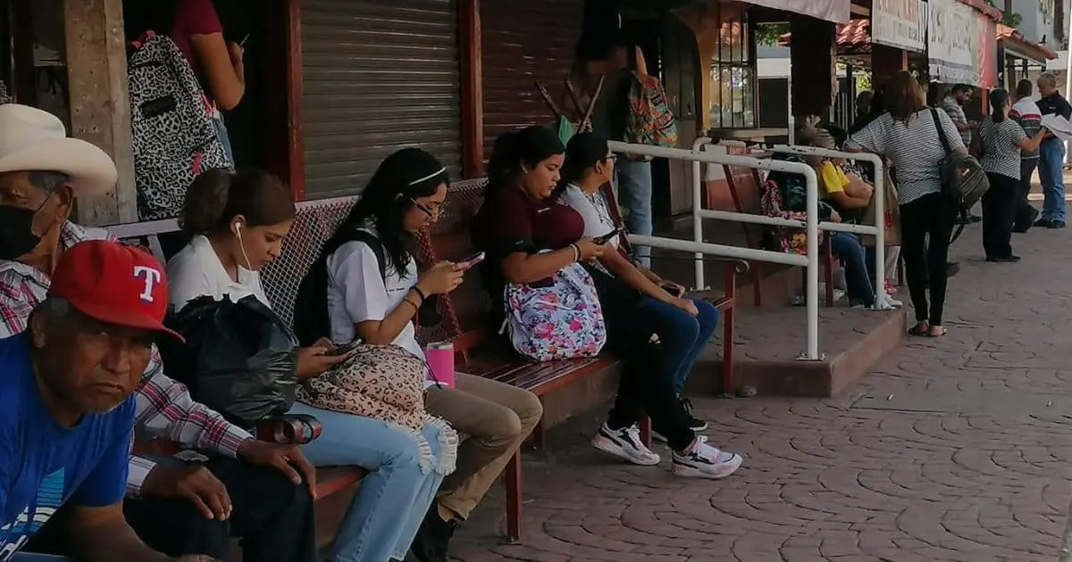 Crece 300% el consumo de drogas en mujeres