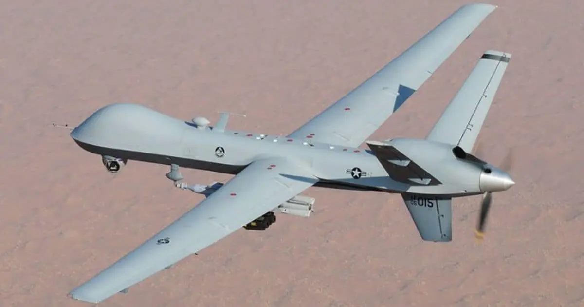 Avión caza ruso se estrella y derriba dron de vigilancia de EU