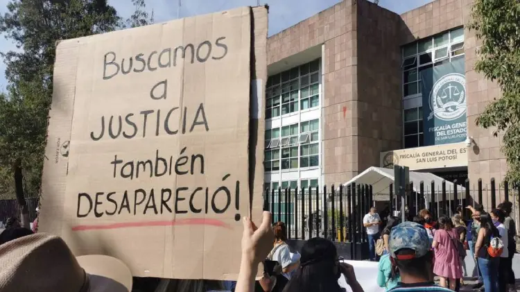 Colectivas feministas hacen un llamado a las autoridades (Foto: Especial/EXPRESO)