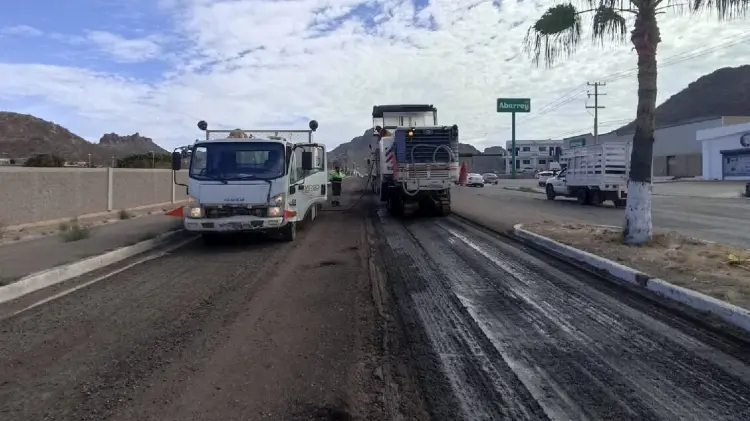 Vialidades de Guaymas generan caos vial (Foto: Especial/EXPRESO)