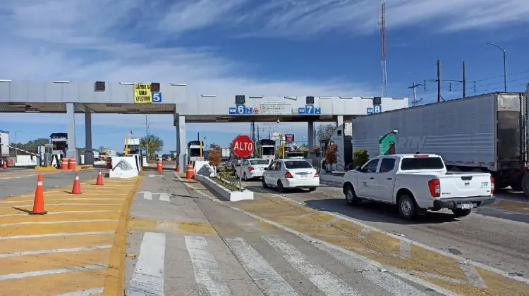 Autos americanos podrán viajar por el estado (Foto: Especial/EXPRESO)