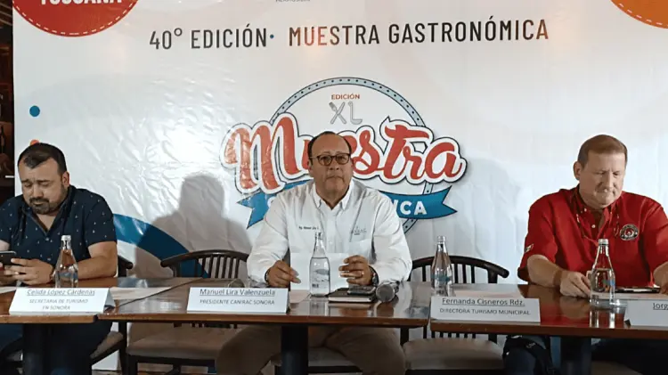El dirigente de Canirac Sonora, Manuel Lira, invitó a este evento. (Foto: Germán Contreras/EXPRESO)