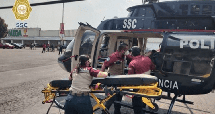 Joven queda atrapado en molino de carne y sufre amputación