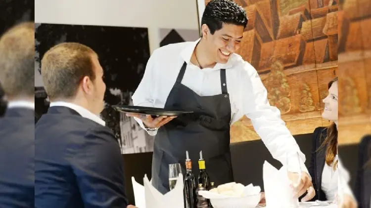 Empleadores no deben meterse en temas de propinas (Foto: Especial/EXPRESO)