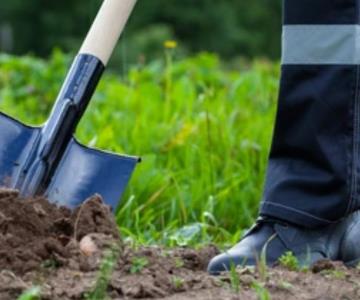 Rescatan a mujer tras ser enterrada viva en un cementerio