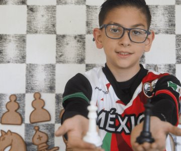 Mateo recorrerá el mundo gracias a su talento en el ajedrez