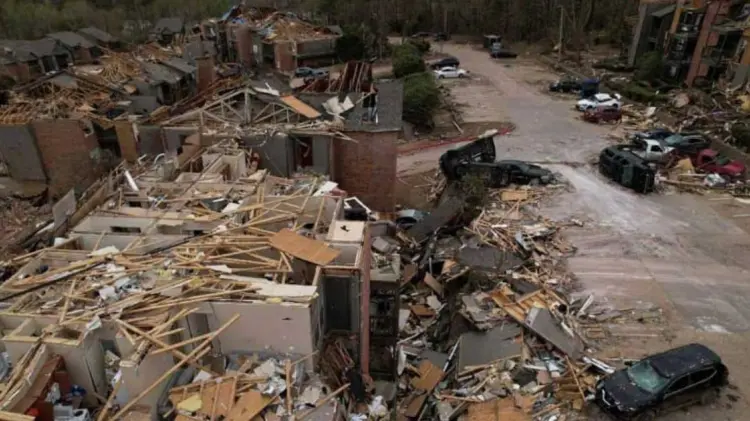 Los tornados han cobrado vidas en más de 6 estados del país. (Foto: Tomada de redes)