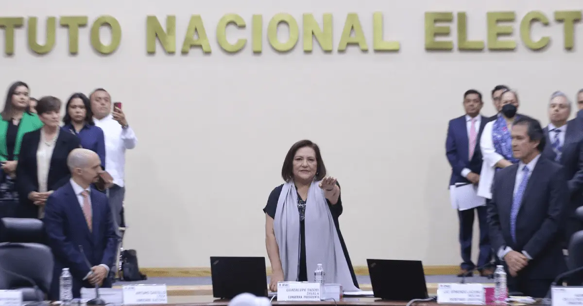 Inicia nueva era en el INE