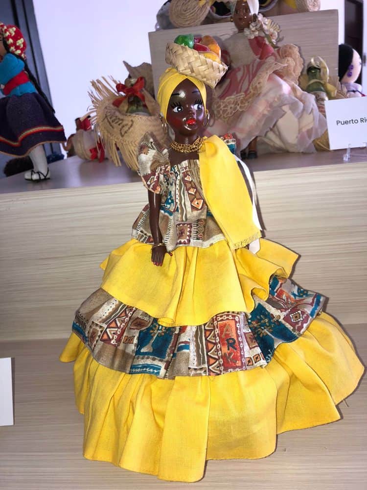 Exponen un Mundo de muñecas en Cócorit