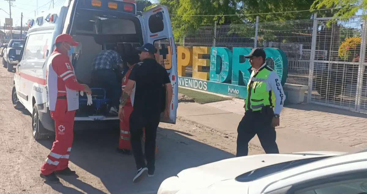 Hombre sufre mordedura de víbora de cascabel en ejido El Tronconal