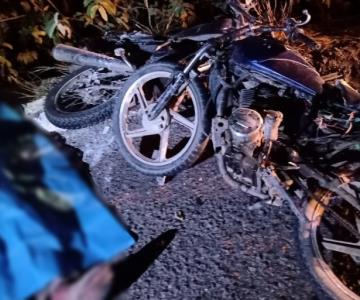 Accidente en moto en la carretera Navojoa-Tesia deja dos muertos