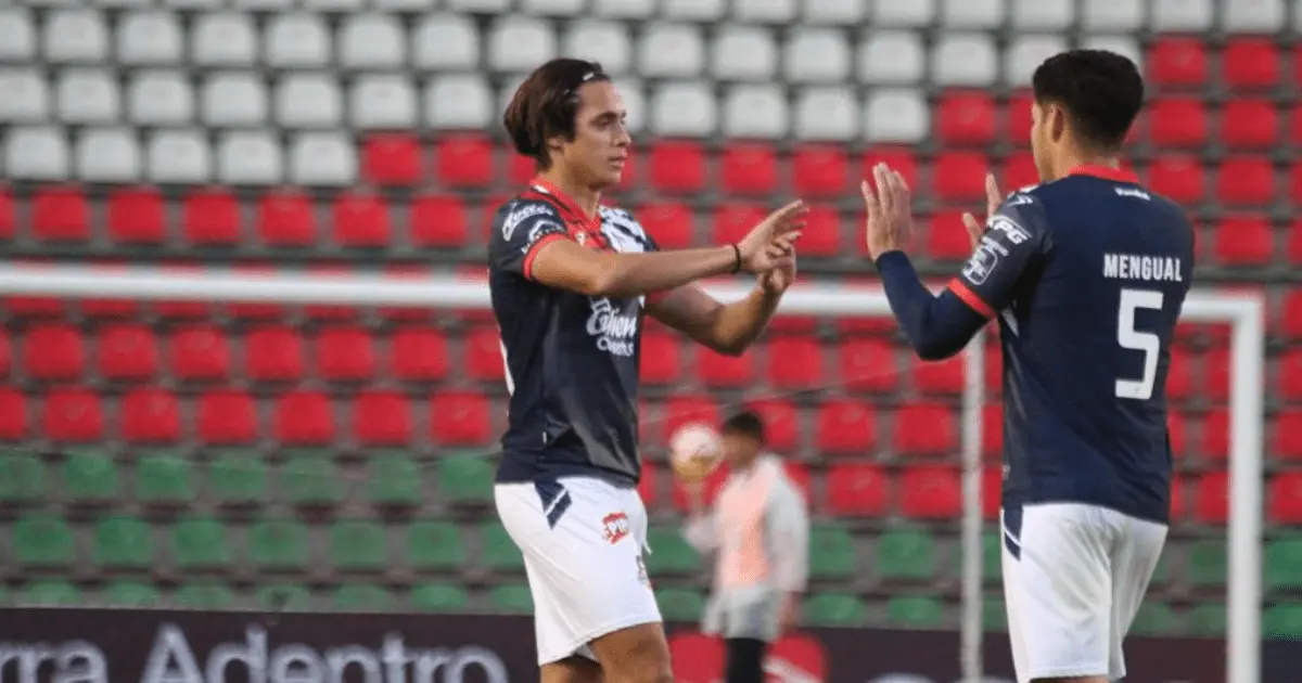 Cimarrones vuelve a ganar de visita y acechan los cuartos de final
