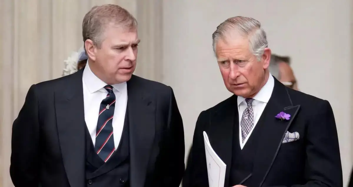 El Rey Carlos III está furioso con su hermano, el príncipe Andrés