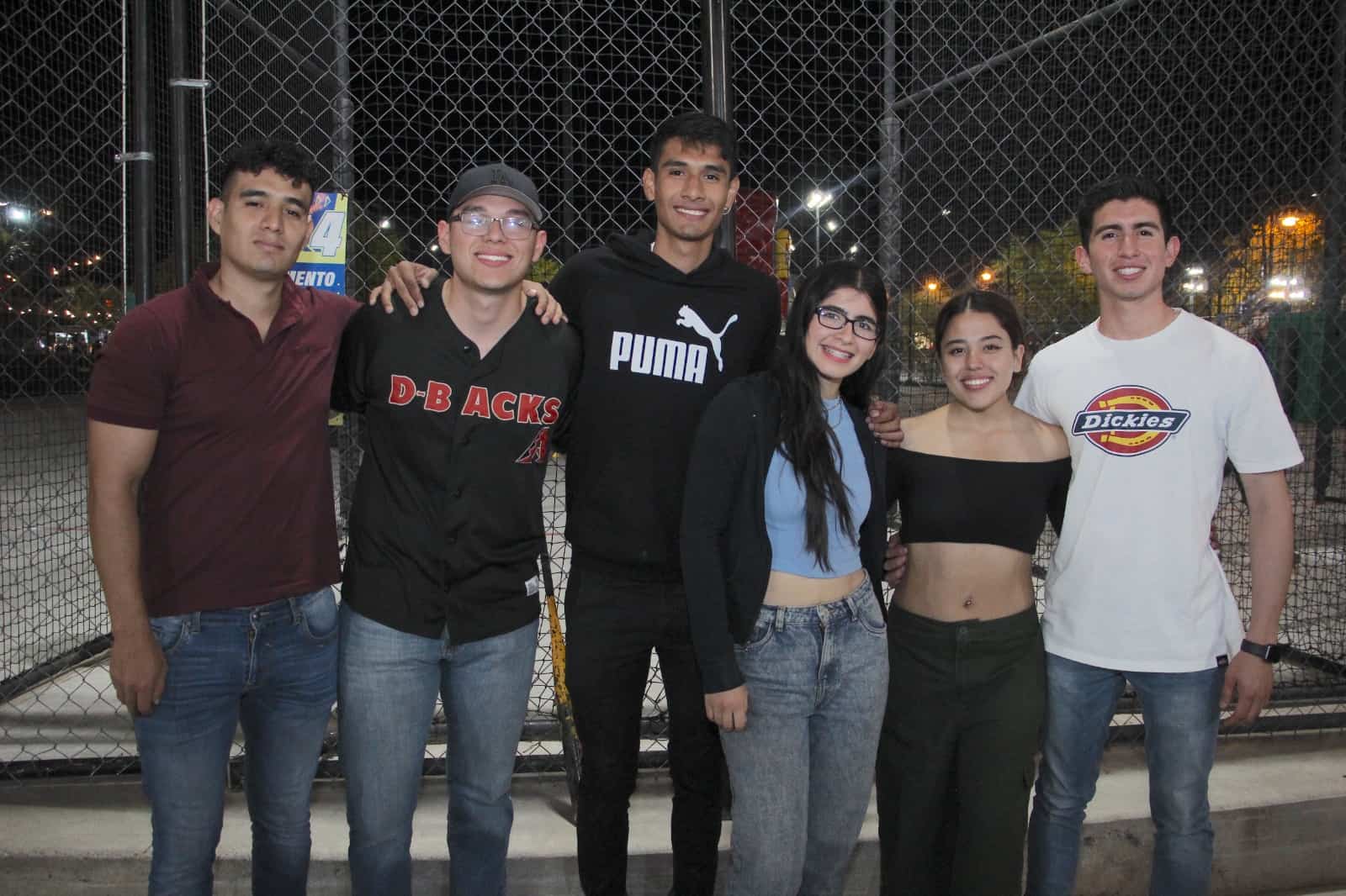 Conviven y participan en actividades deportivas