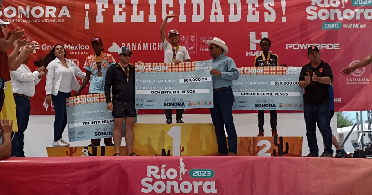 Corrieron a través del Río Sonora